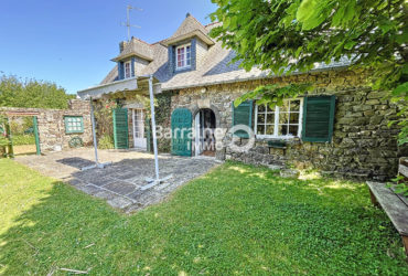 MAISON DE STYLE PENTY AVEC DEUX DEPENDANCES LANDEVENNEC EXCLUSIVITE - 3225