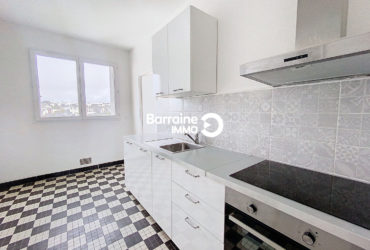 A LOUER BREST GAMBETTA SAINT MICHEL APPARTEMENT T5 de 98.46 m2 GARAGE VUE MER