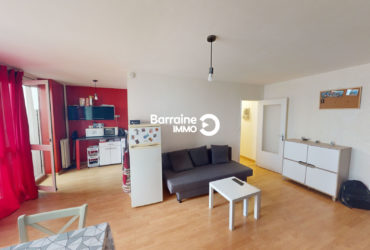 A VENDRE BREST APPARTEMENT T2 + CAVE + GARAGE  – LOCATAIRE EN PLACE