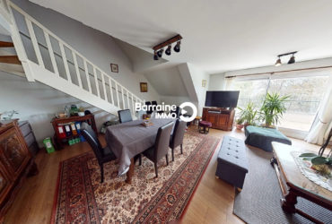 Vente : appartement T4 de 102 m² DUPLEX PLOEMEUR PLEIN CENTRE AVEC TERRASSE ET GARAGE DOUBLE