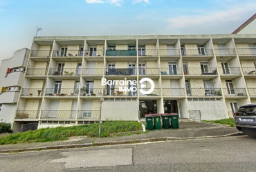 LOCATION BREST SAINT MARC APPARTEMENT T1 28,82 M² PARKING QUARTIER CALME  PROXIMITE BOURG