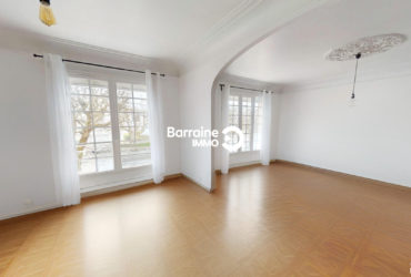 A VENDRE  BREST RIVE DROITE   MESDOUN  ECOLE NAVALE   MAISON T6   125M²  3 CHAMBRES   TERRAIN DE 500M²   GARAGE DOUBLE